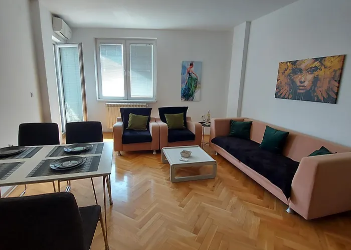 Mimi & Bobi Apartment