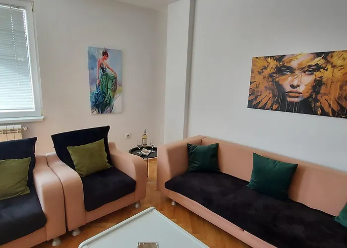 Mimi & Bobi Apartment